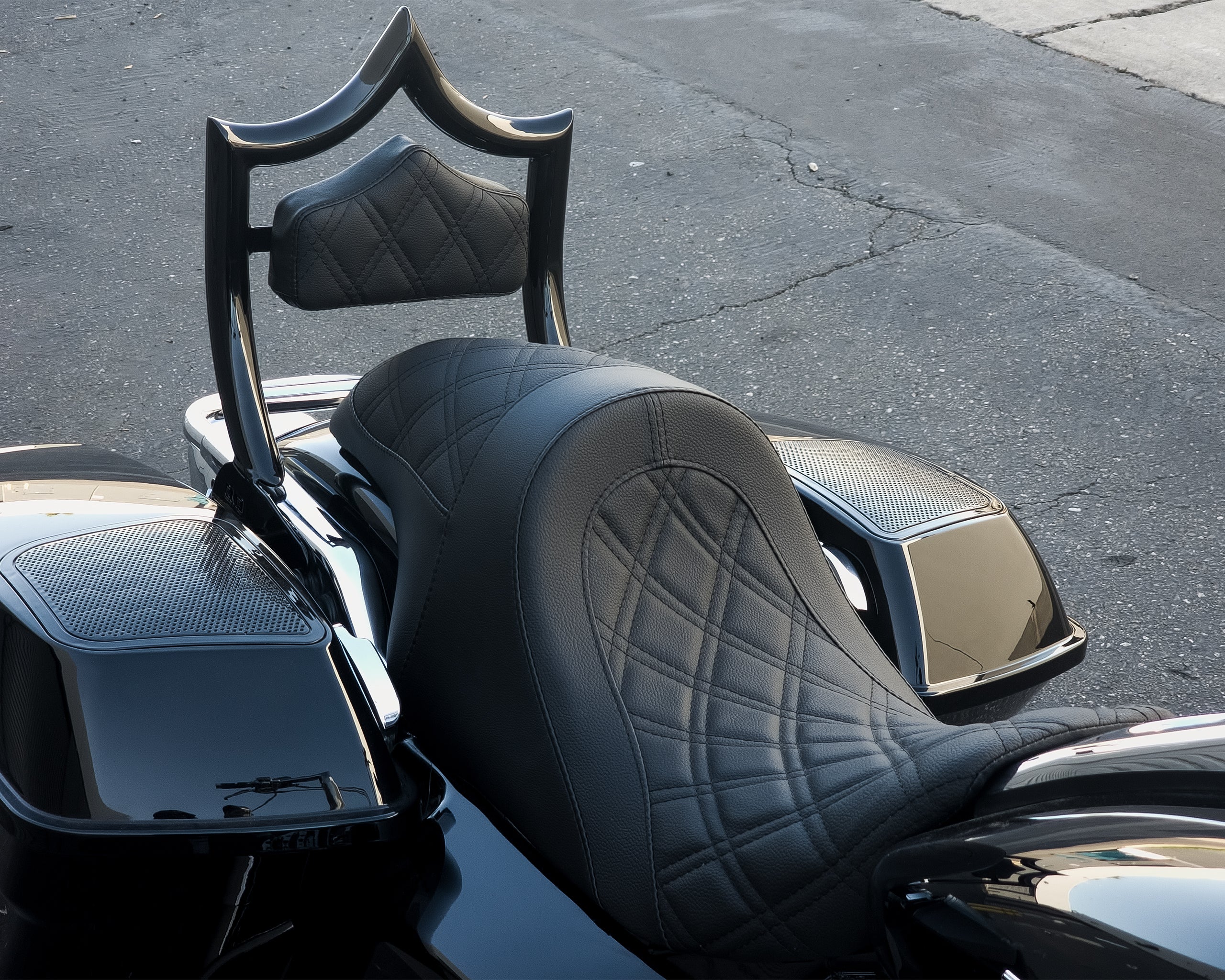 The Next Level OG | Gloss Black / Black Diamond '97-'08 Touring | | CMC Motorsports