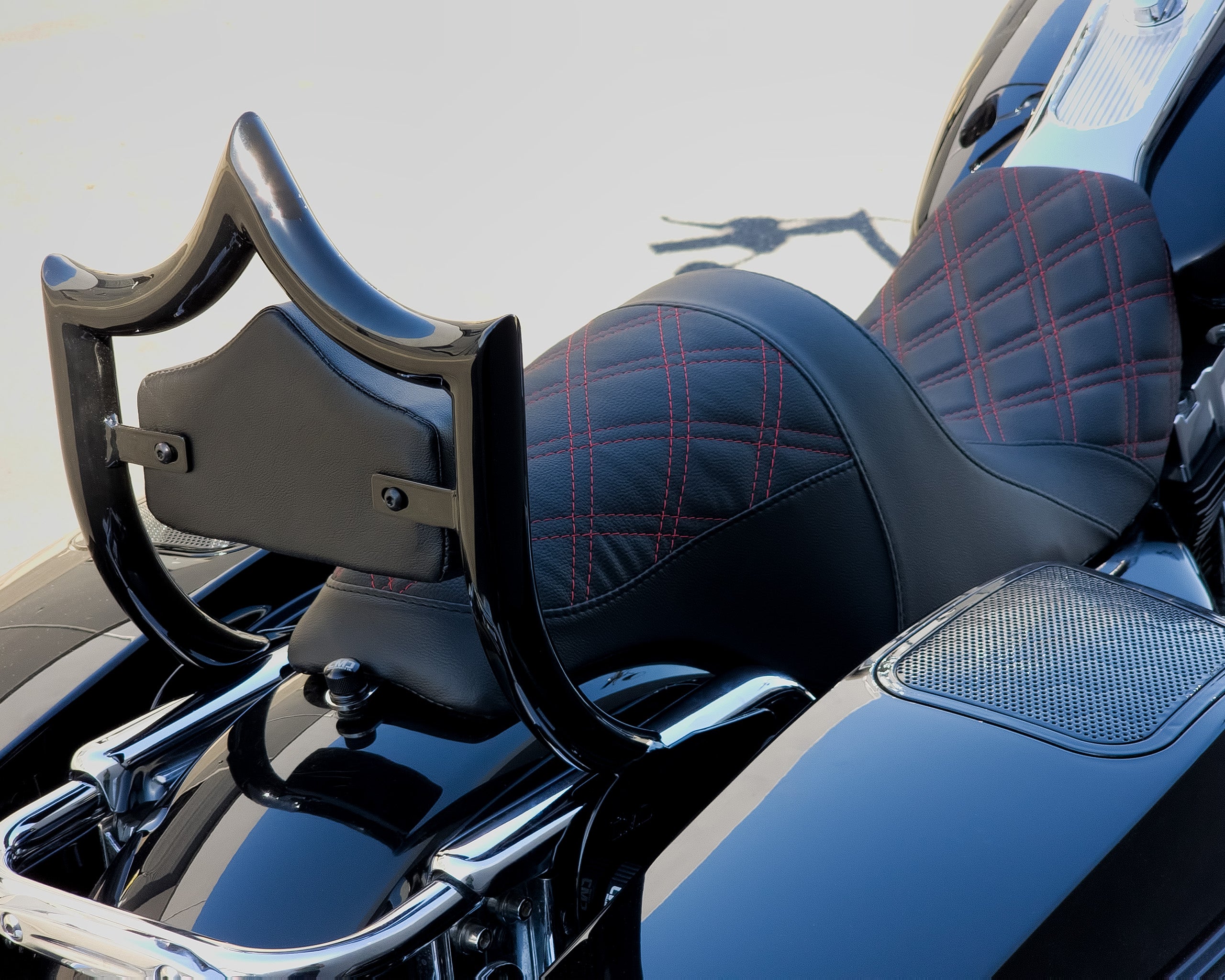 The Next Level OG | Gloss Black / Red Diamond '97-'08 Touring | | CMC Motorsports