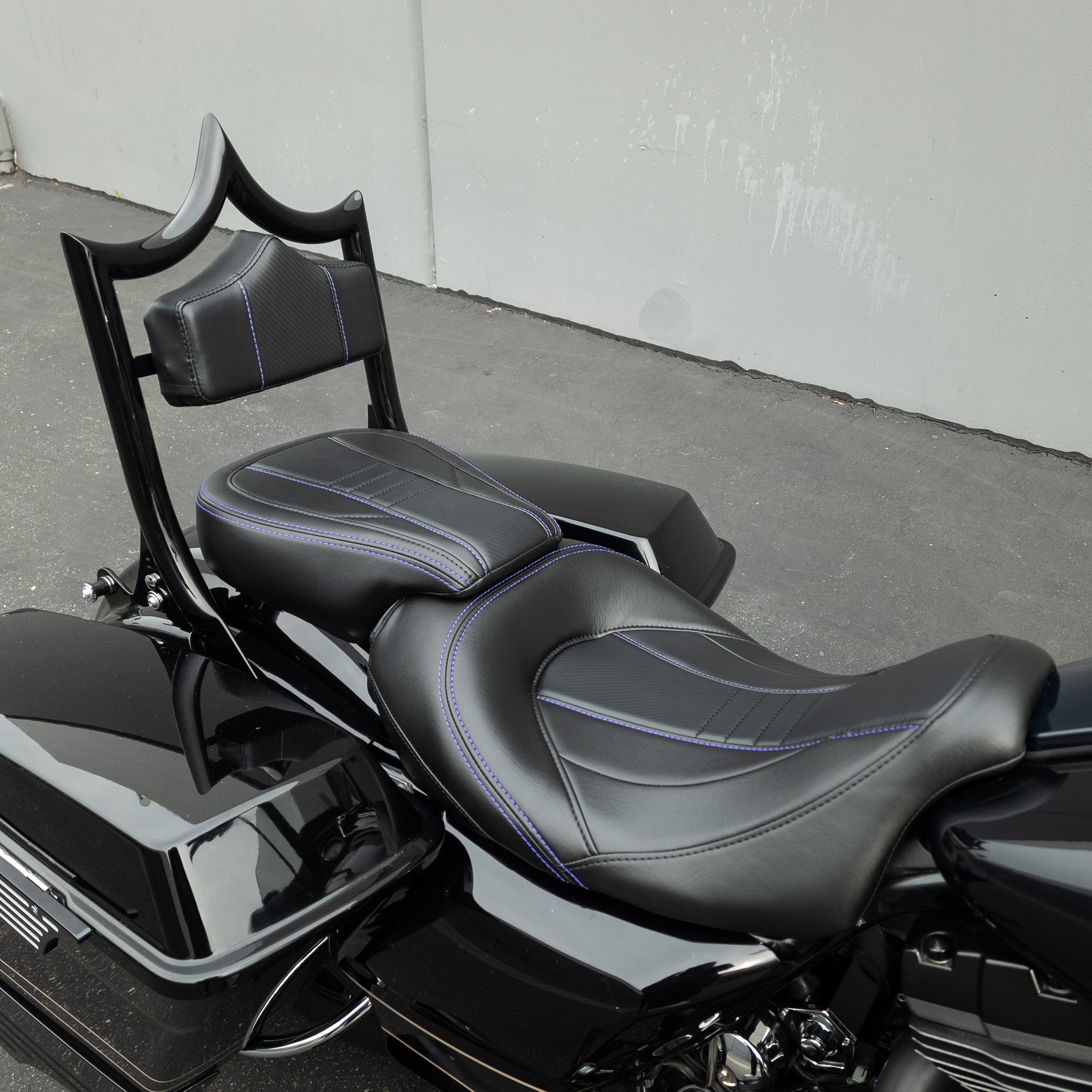 The Next Level "Carbon Fiber" Solo Standard | Gloss Black '09-'23 Touring | | CMC Motorsports