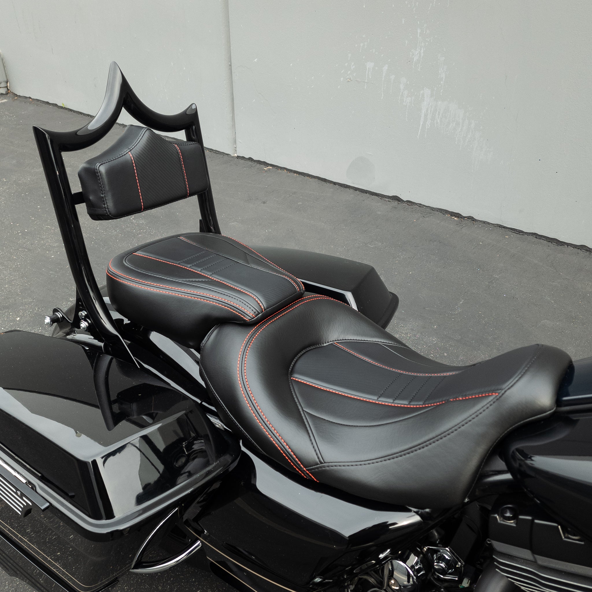 The Next Level "Carbon Fiber" Solo Standard | Gloss Black '09-'23 Touring | | CMC Motorsports