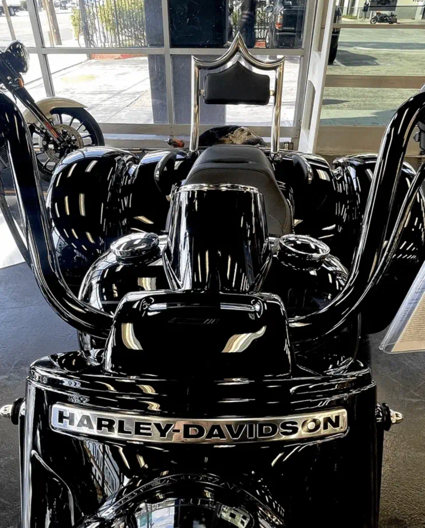 El Rey "TRIKE" Backrest | | CMC Motorsports