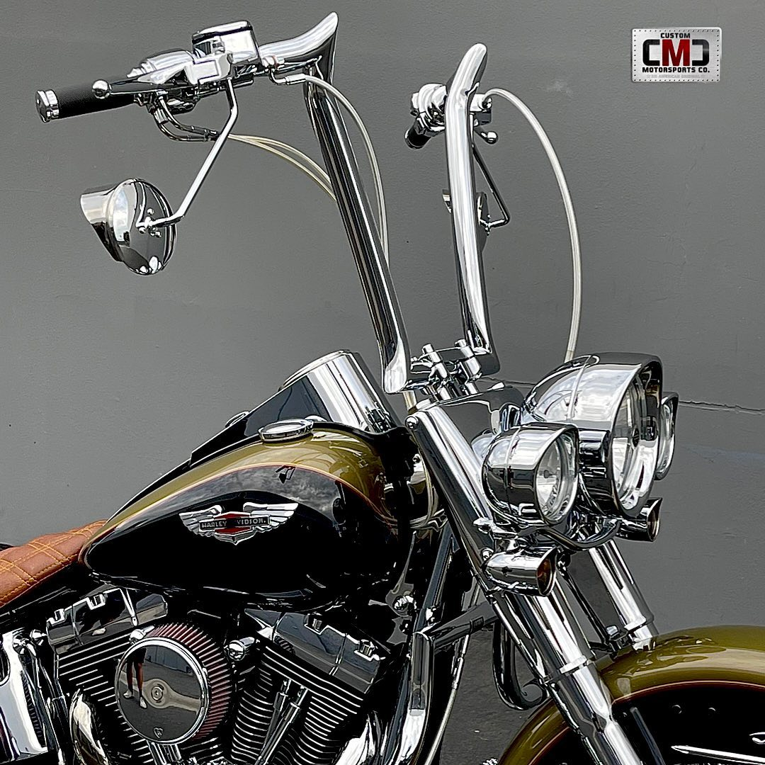 ELEV8 Handlebar 16" | 2025 Softail Show Chrome | | CMC Motorsports