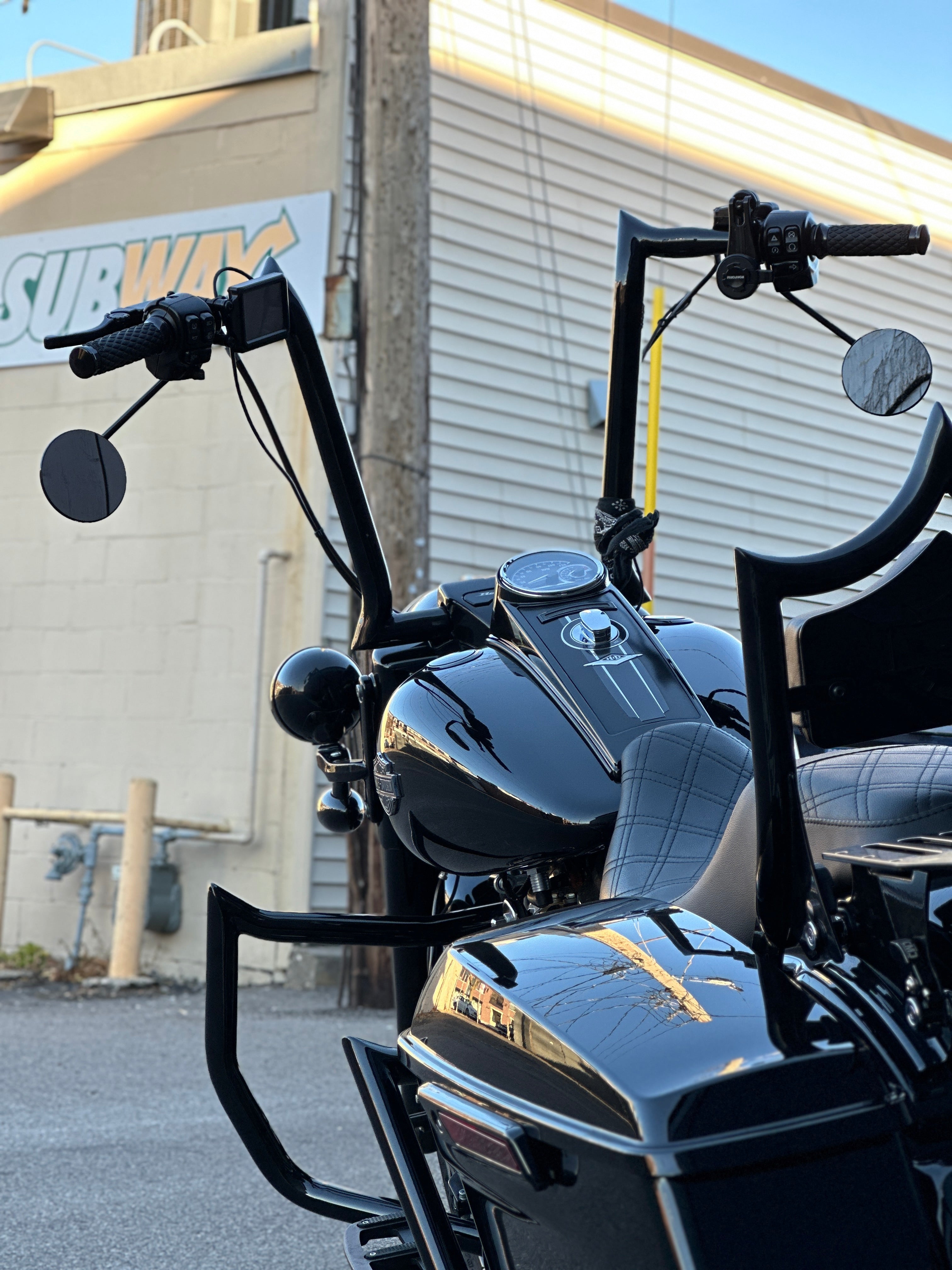 ELEV8 Handlebar 18" | 1994-2025 Road King Gloss Black | | CMC Motorsports