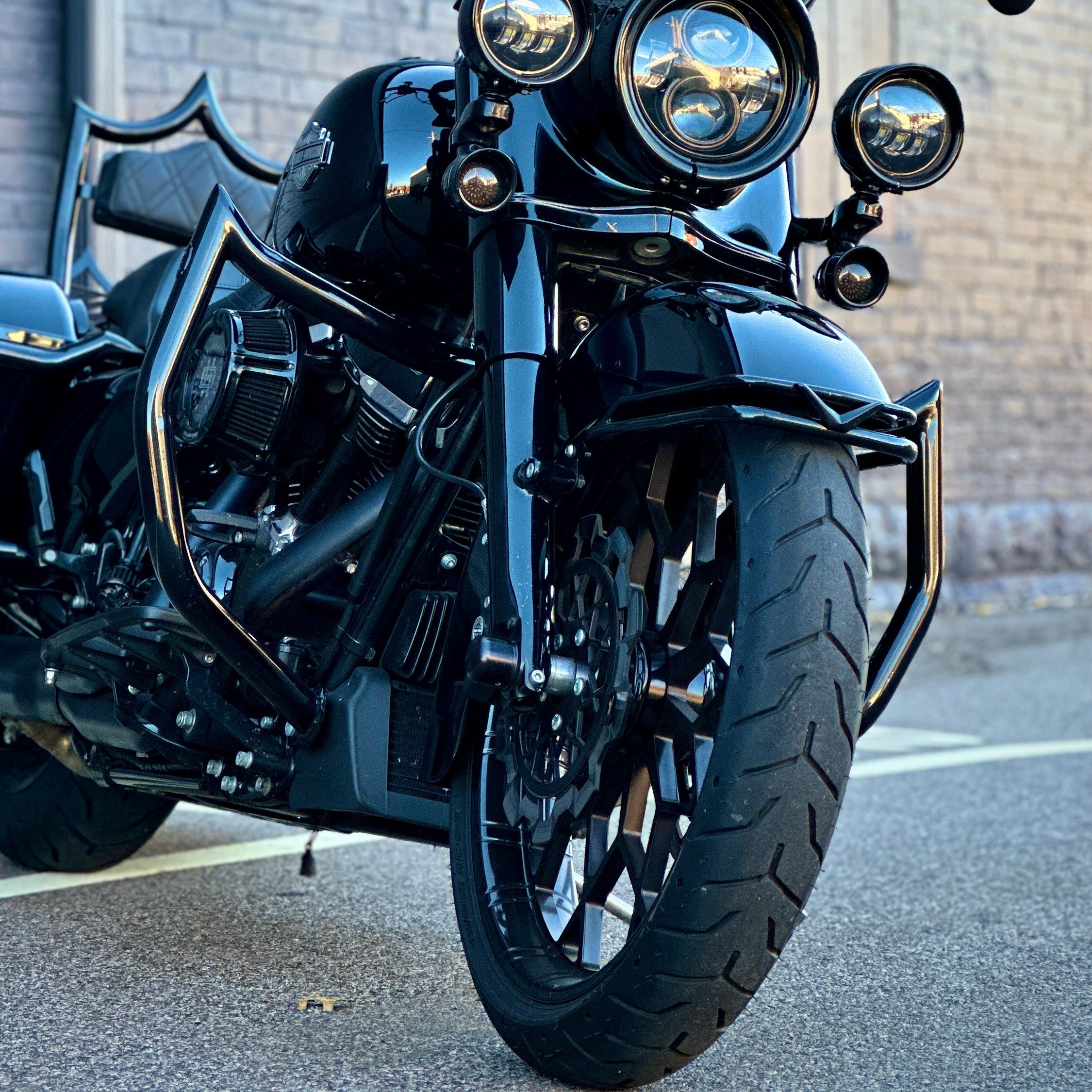 ELEV8 "Classic" Engine Guard 1999-2025 (Select Models) Touring / 2009 & Newer RG3 and Freewheeler Gloss Black | | CMC Motorsports