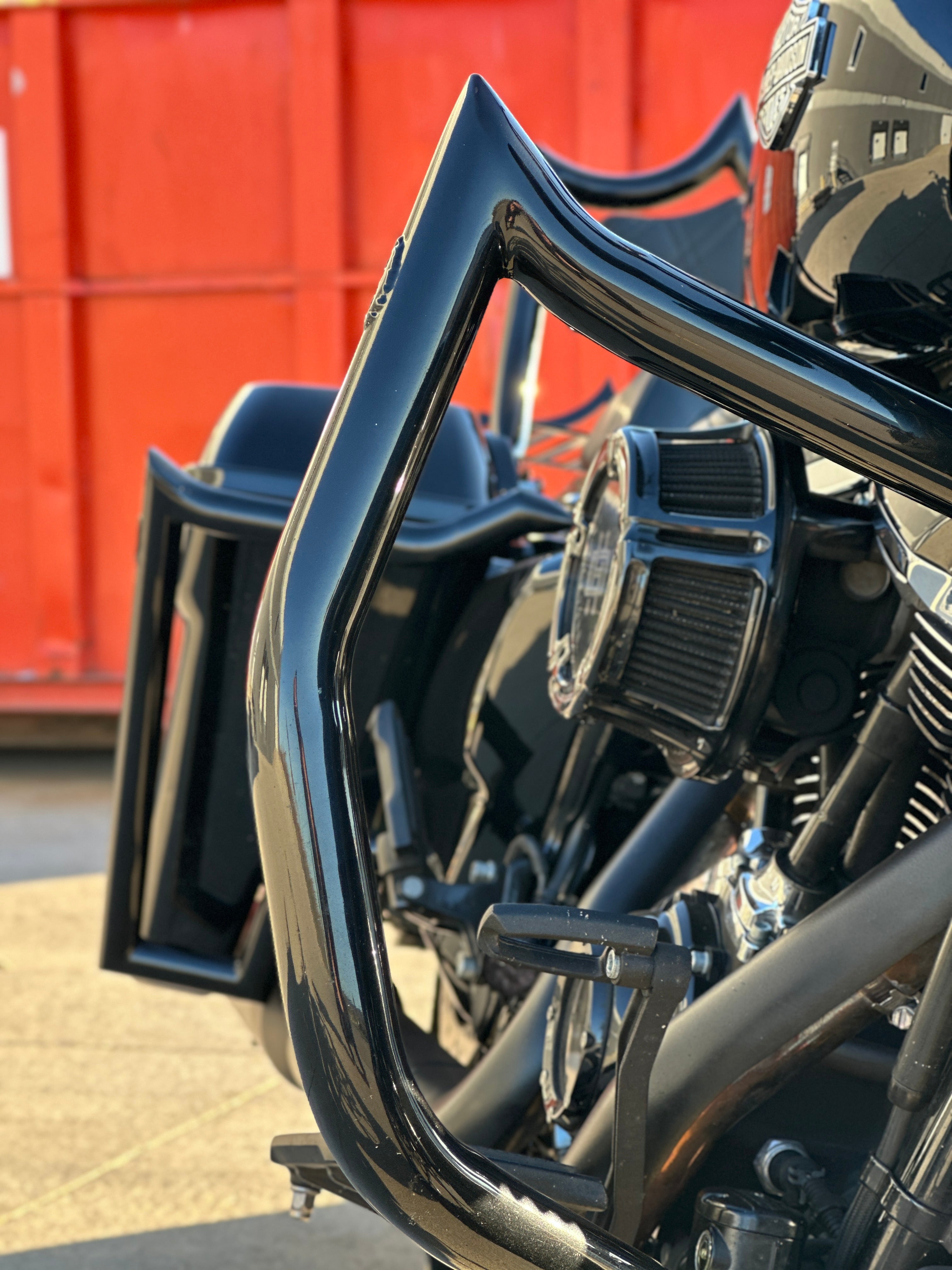ELEV8 "Classic" Engine Guard 1999-2025 (Select Models) Touring / 2009 & Newer RG3 and Freewheeler Gloss Black | | CMC Motorsports