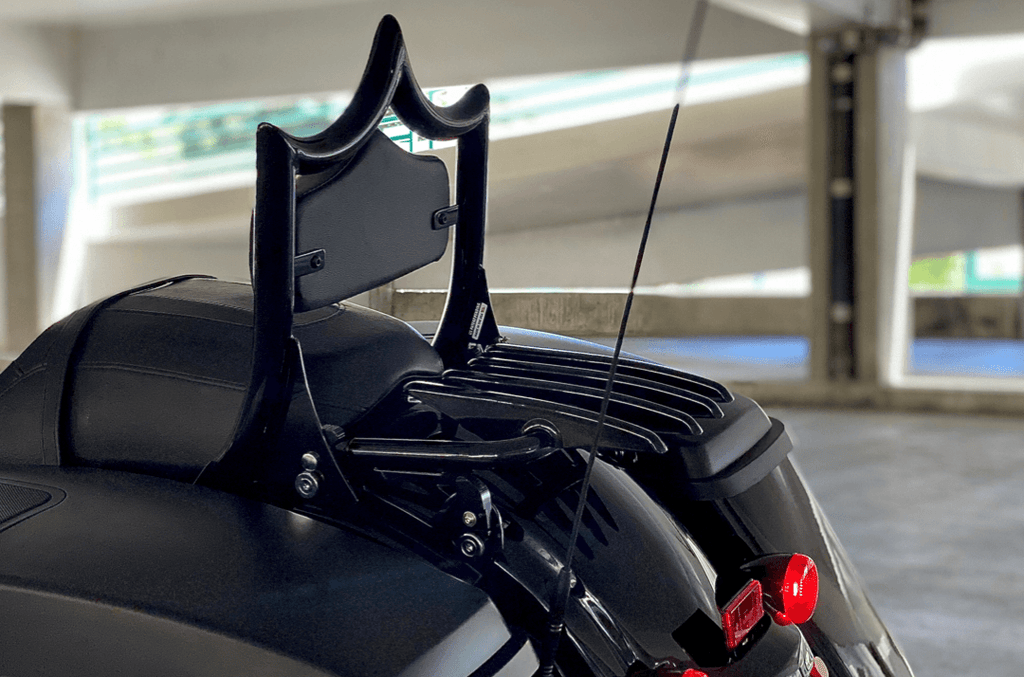 El Rey "Classic" Backrest 2009-2021 Touring Gloss Black Preorder Now Back Ordered Until August 16 - CMC Motorsports