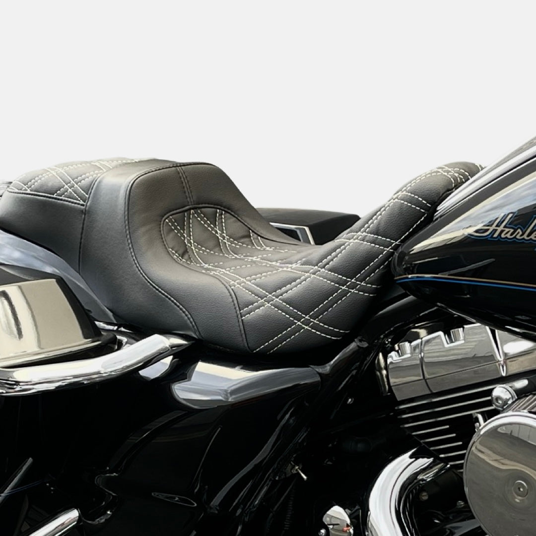 CMC Level-Up Touring 2Up Seat '08-'23 (Black Double Diamond) – CMC  Motorsports